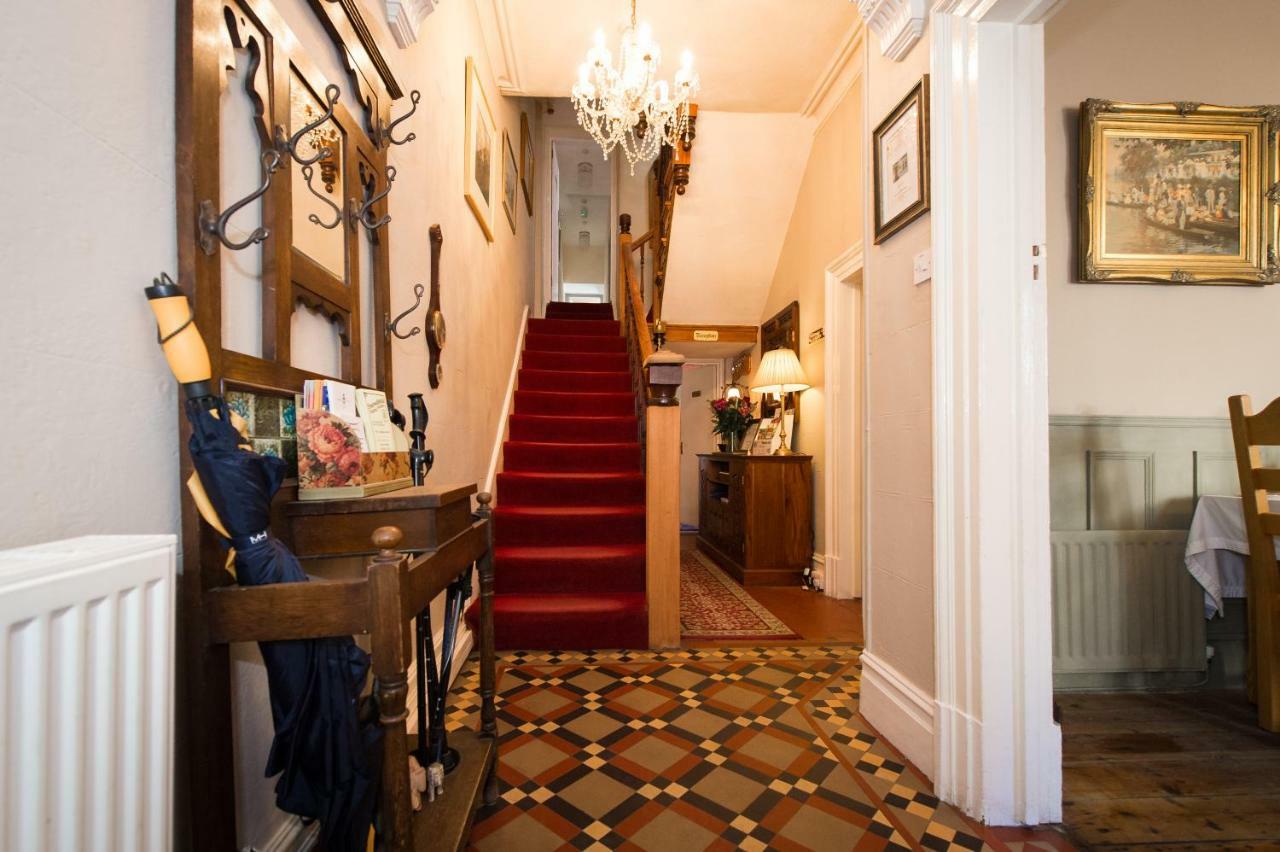 Victoria House Room Only Accommodation Κερνάρφον Εξωτερικό φωτογραφία